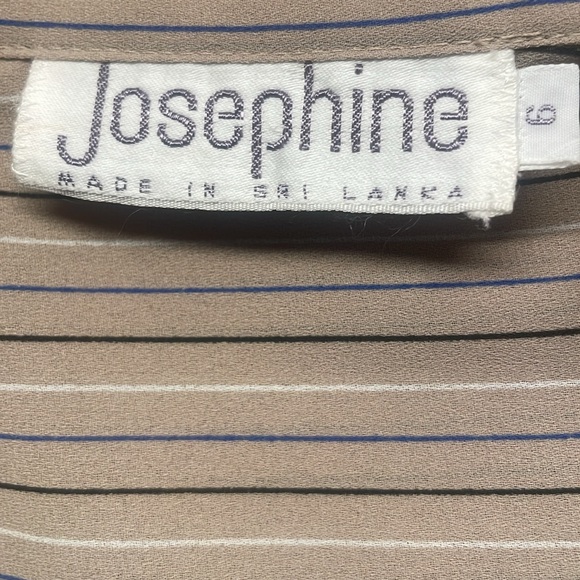 Vintage 80s Josephine button up blouse puffy 3/4 sleeves tie neck bow tan size 6 - Picture 15 of 16